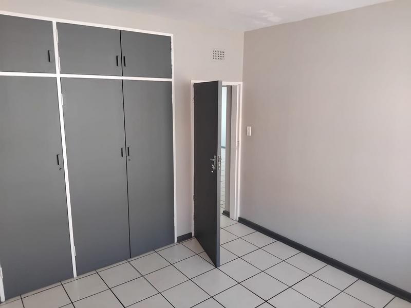 To Let 2 Bedroom Property for Rent in Baillie Park North West